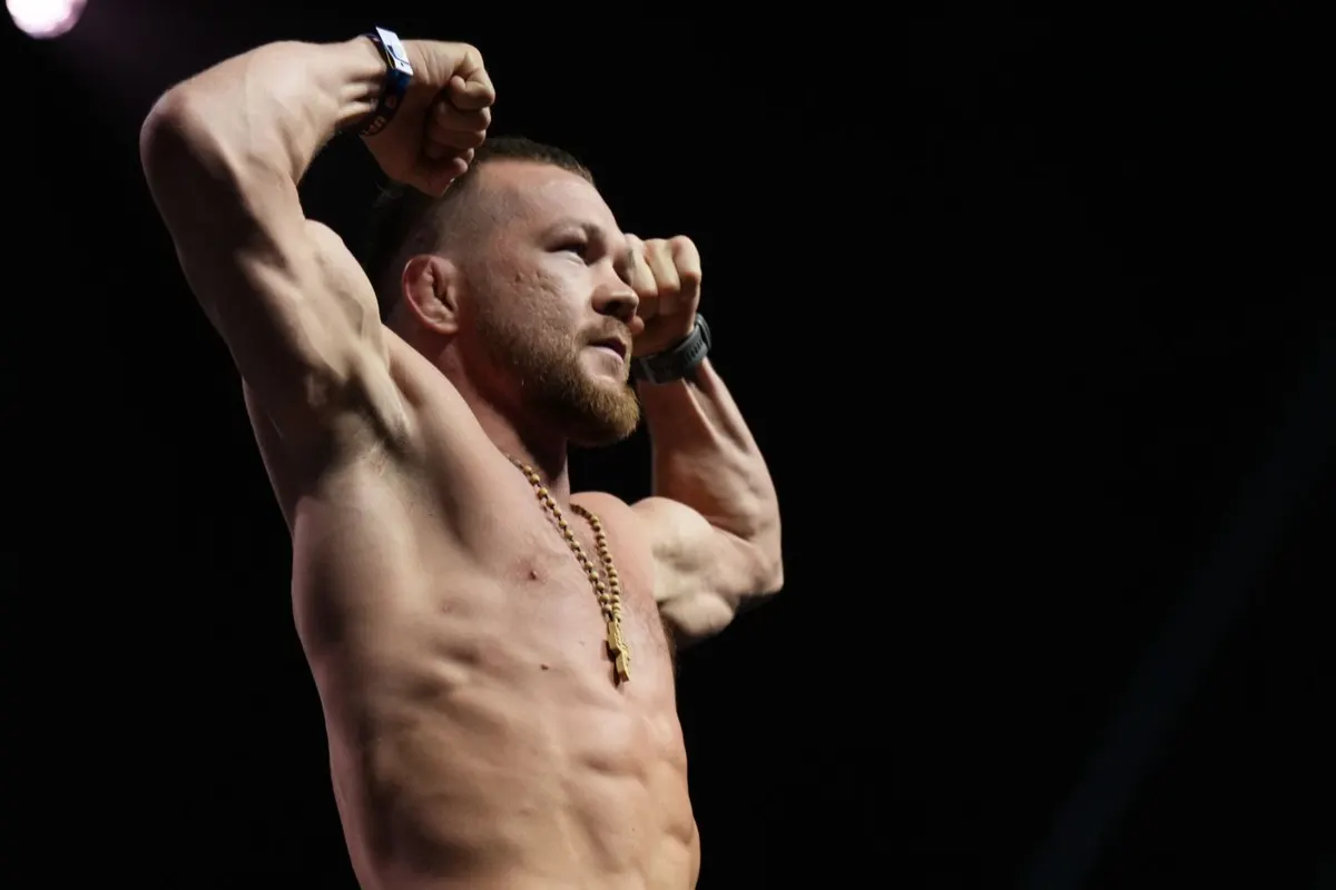 Боец UFC Вальехос назвал Петра Яна величайшим бойцом в истории легчайшего дивизиона