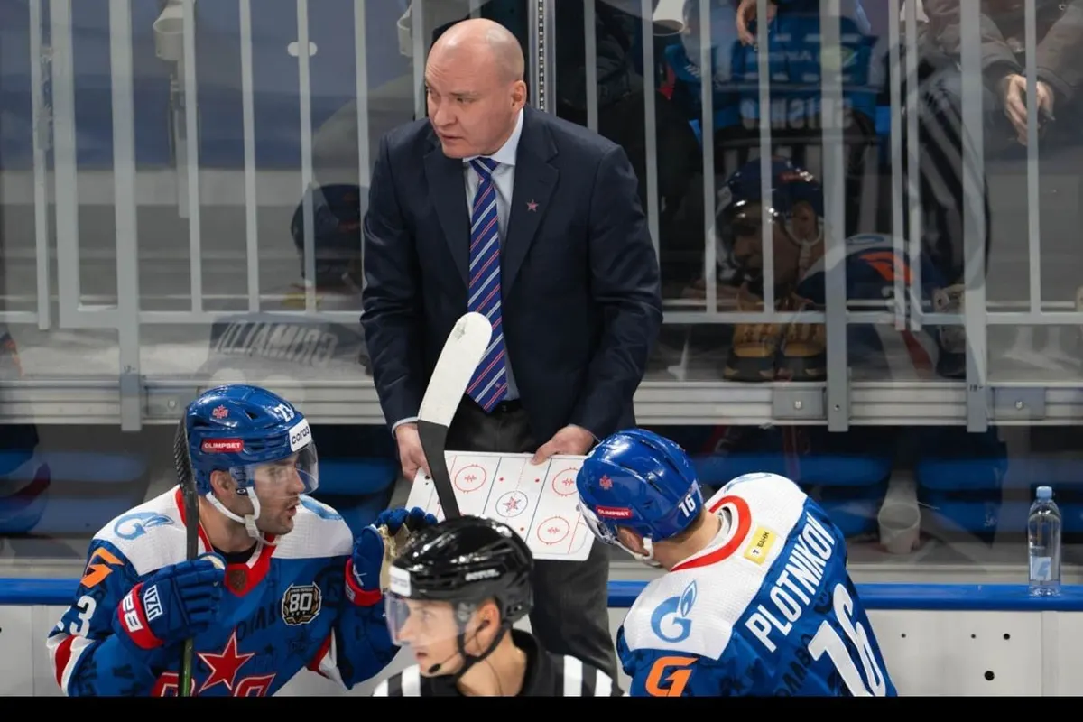 «Есть команда и нет результата». Маклюков — об игре СКА в последних матчах