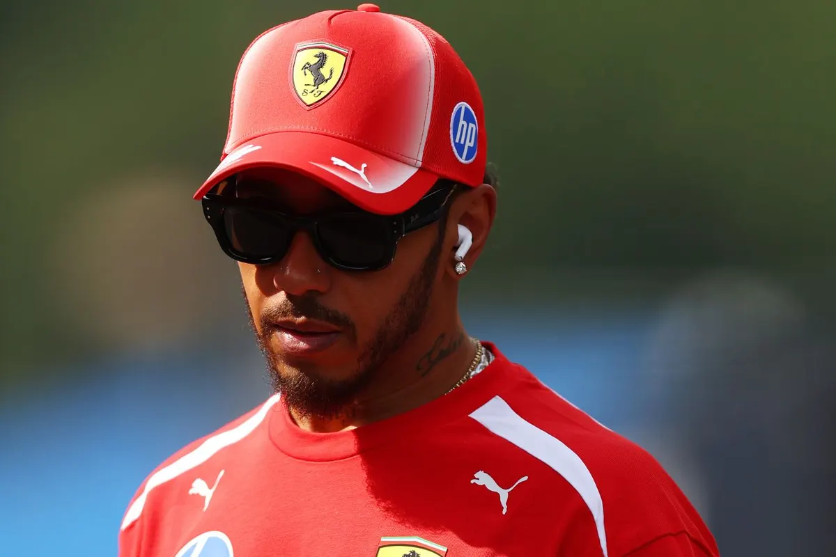 «Он, вероятно, уже не станет быстрее». Ферстаппен — о Хэмилтоне
