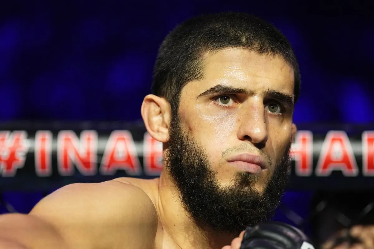 Чемпион UFC Махачев объявил, что его следующий бой станет одним из последних в ММА