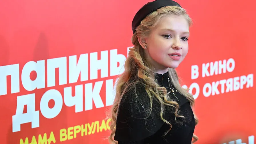 Звезда "Папиных дочек" Смирнова призналась, что каждый раз плачет над "Ла-Ла Лендом"