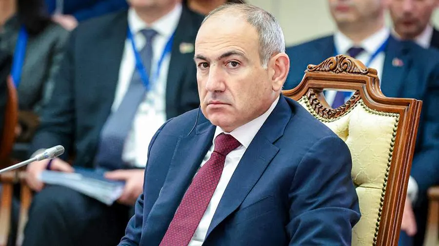 Пашинян анонсировал начало обсуждения новой Конституции с гражданами