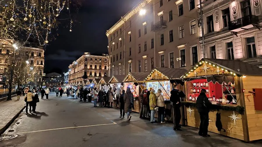 Стала известна дата открытия Рождественской ярмарки в Петербурге