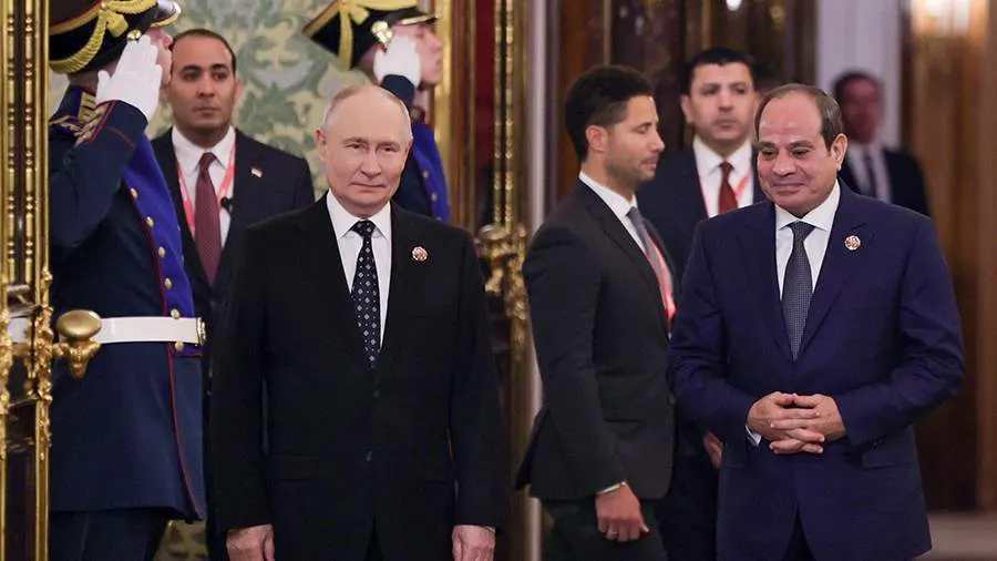 Путин торжественно встретил участников саммита «Россия — Африка» в Кремле