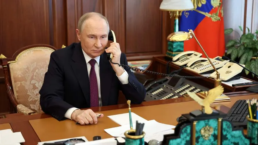 Ушаков рассказал о готовности Путина продолжать контакты со Стуббом и Стере