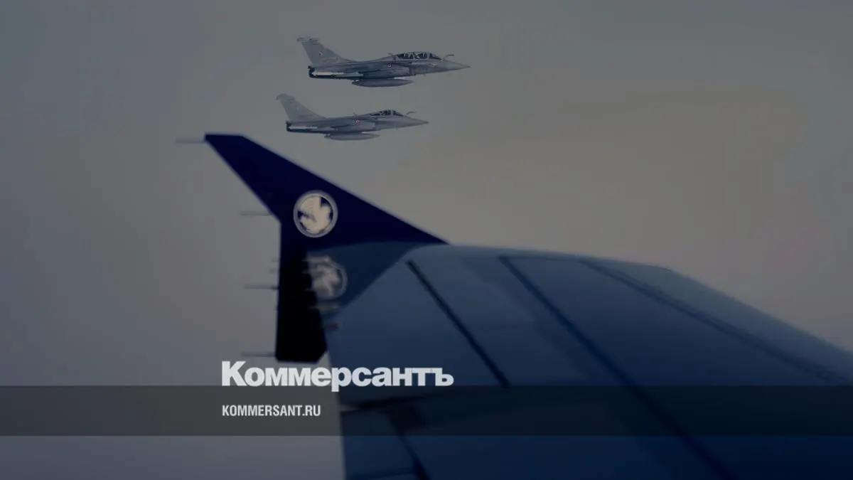 WSJ: Франция работает над расширением своего «ядерного зонтика» над Европой