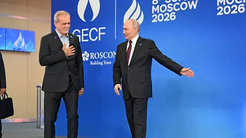 Путин провел встречу с президентом Ирана Пезешкианом