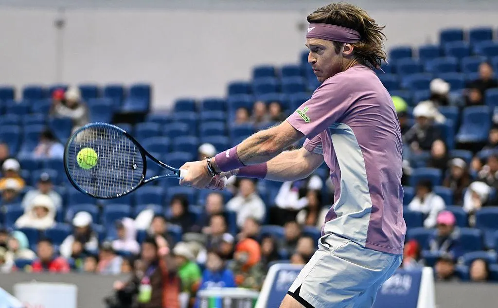 Рублев проиграл на старте третьего подряд турнира ATP