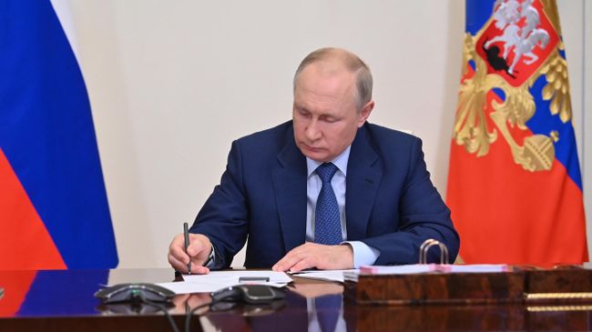Путин внес в Госдуму договор с Зимбабве о взаимной правовой помощи