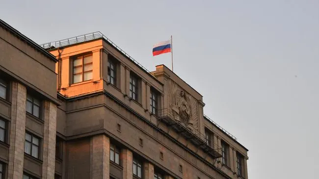 Госдума приняла в первом чтении проект об индексации акцизов на три года