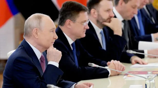 Россия увеличит число квот для студентов из Судана, сообщил Путин
