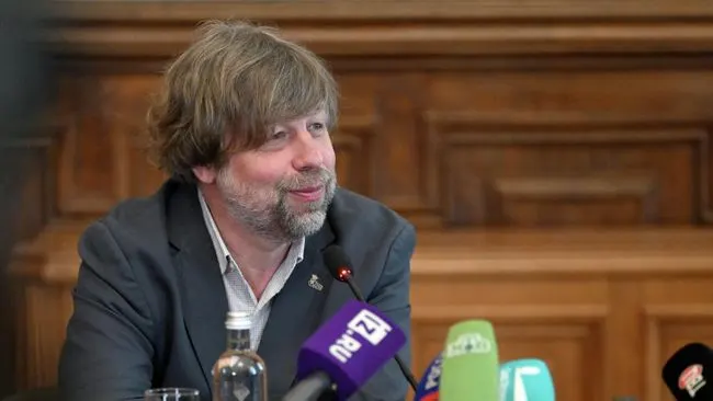 Бутягин планирует выступить с лекциями в трех городах