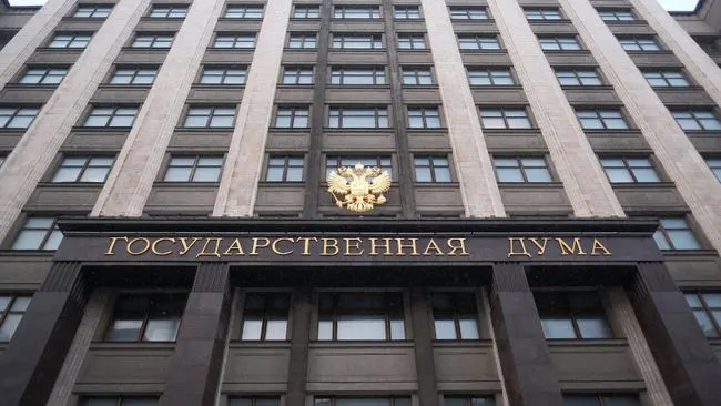 Госдума отложила на день рассмотрение законопроекта по онлайн-продаже вина