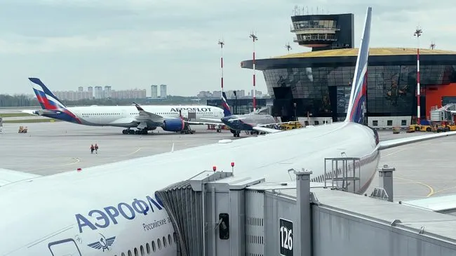 "Аэрофлот" и "Россия" корректируют расписание рейсов